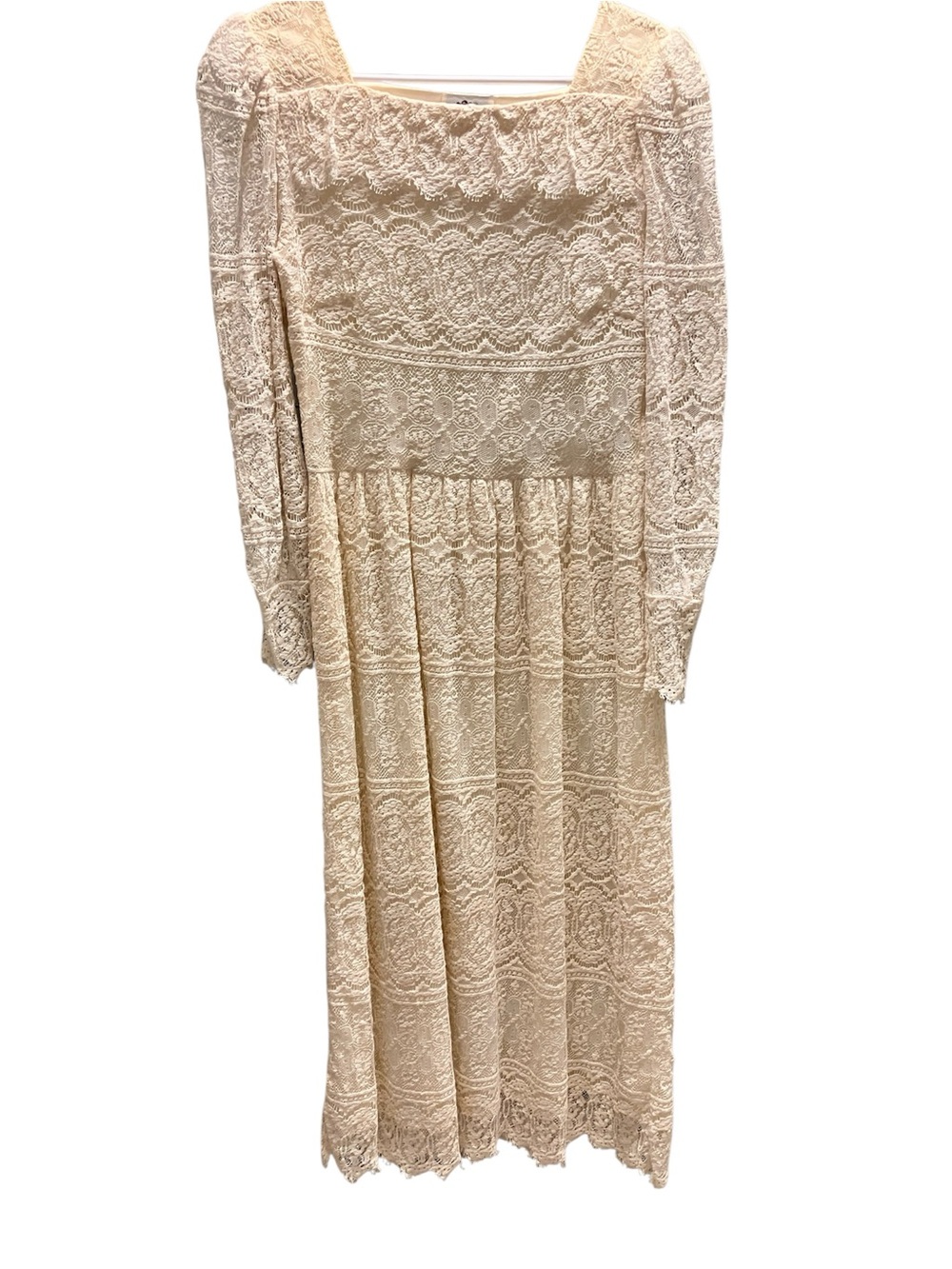 Vintage Ivory Lace Long Sleeve Maxi Dress